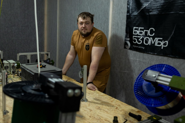 Як батальйон Signum одним із перших освоїв оптоволокно та перехоплювачі ''Шахедів'' – інтерв'ю командира Сови