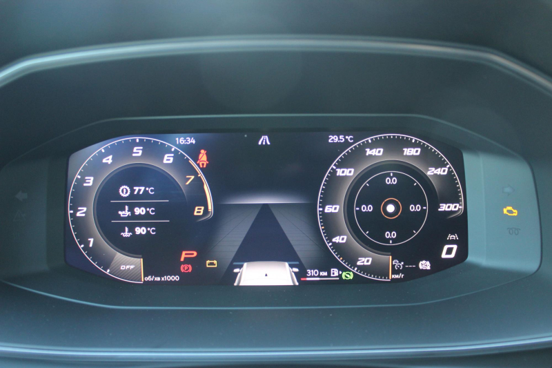 Тест-драйв Cupra Leon: переваги, недоліки та конкуренти хот-хетча