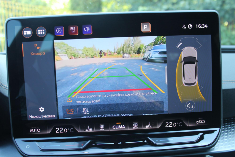 Тест-драйв Cupra Leon: переваги, недоліки та конкуренти хот-хетча