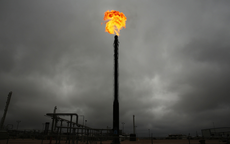 Початок опалювального сезону відкладено? Коли українцям дадуть тепло