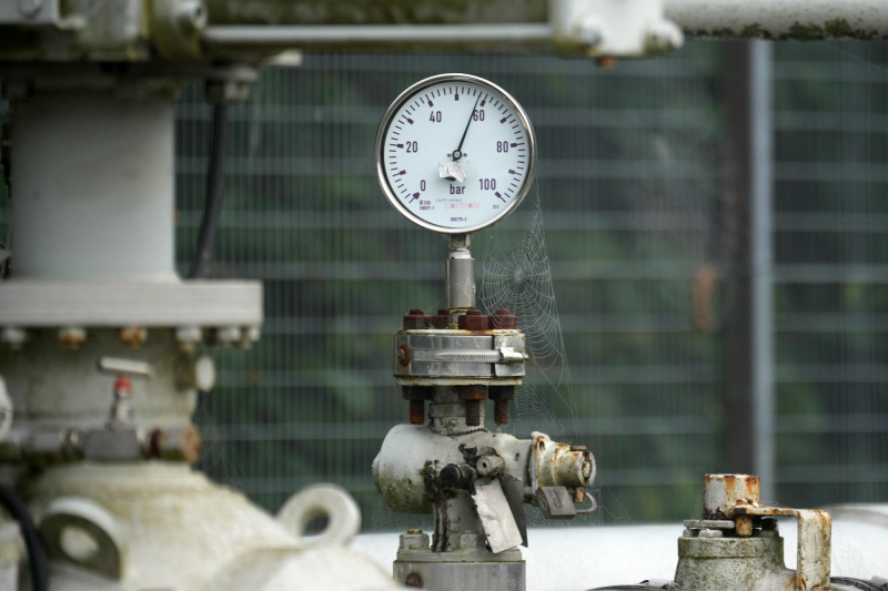 Початок опалювального сезону відкладено? Коли українцям дадуть тепло