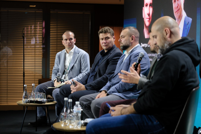 Світло, газ і паливо: енергетики обговорили виклики зими на конференції РБК-Україна (фото)