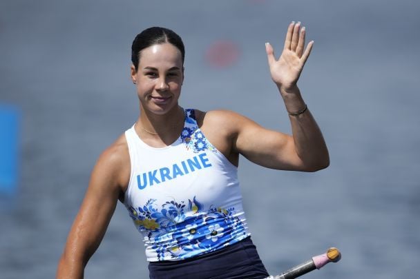 Третє абсолютне чемпіонство Усика, золоті тріумфи Лузан: головні здобутки українського спорту 2025 року