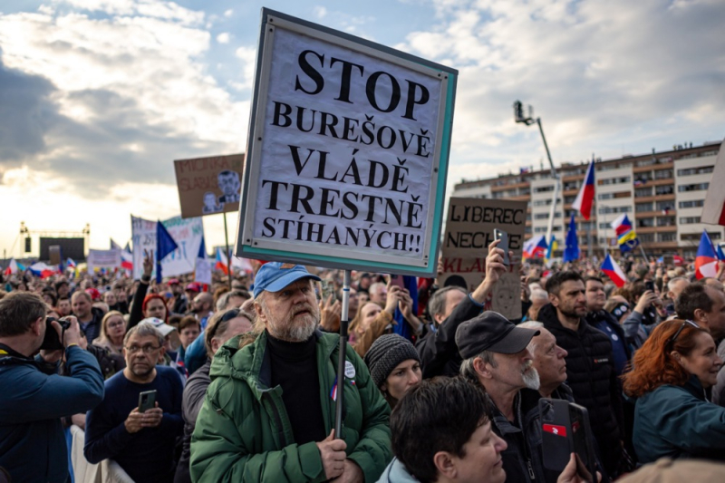 У Чехії відбулася масова демонстрація проти політики прем'єра Бабіша. Фото