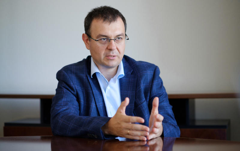 "Укрпошта" проти НБУ. Чому загострився конфлікт та що заважає створити поштовий банк