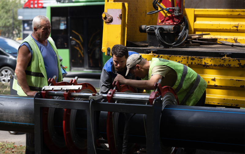 Вода за графіком і мобільні водокачки: що може чекати на українців після літніх обстрілів