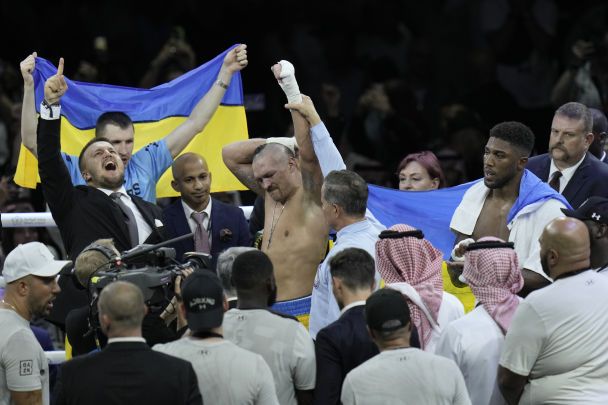 Олімпіада, батько, "абсолют" і Україна: найемоційніші моменти в карʼєрі Усика