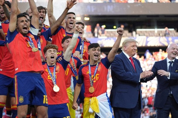 ФІФА вирізала Трампа з командного фото збірної Іспанії після перемоги у фіналі ЧС-2026
