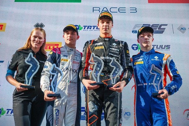 Історичне досягнення: 17-річний українець виграв етап європейської регіональної Формули