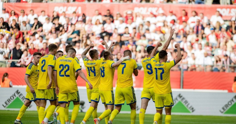 Збірна України з футболу